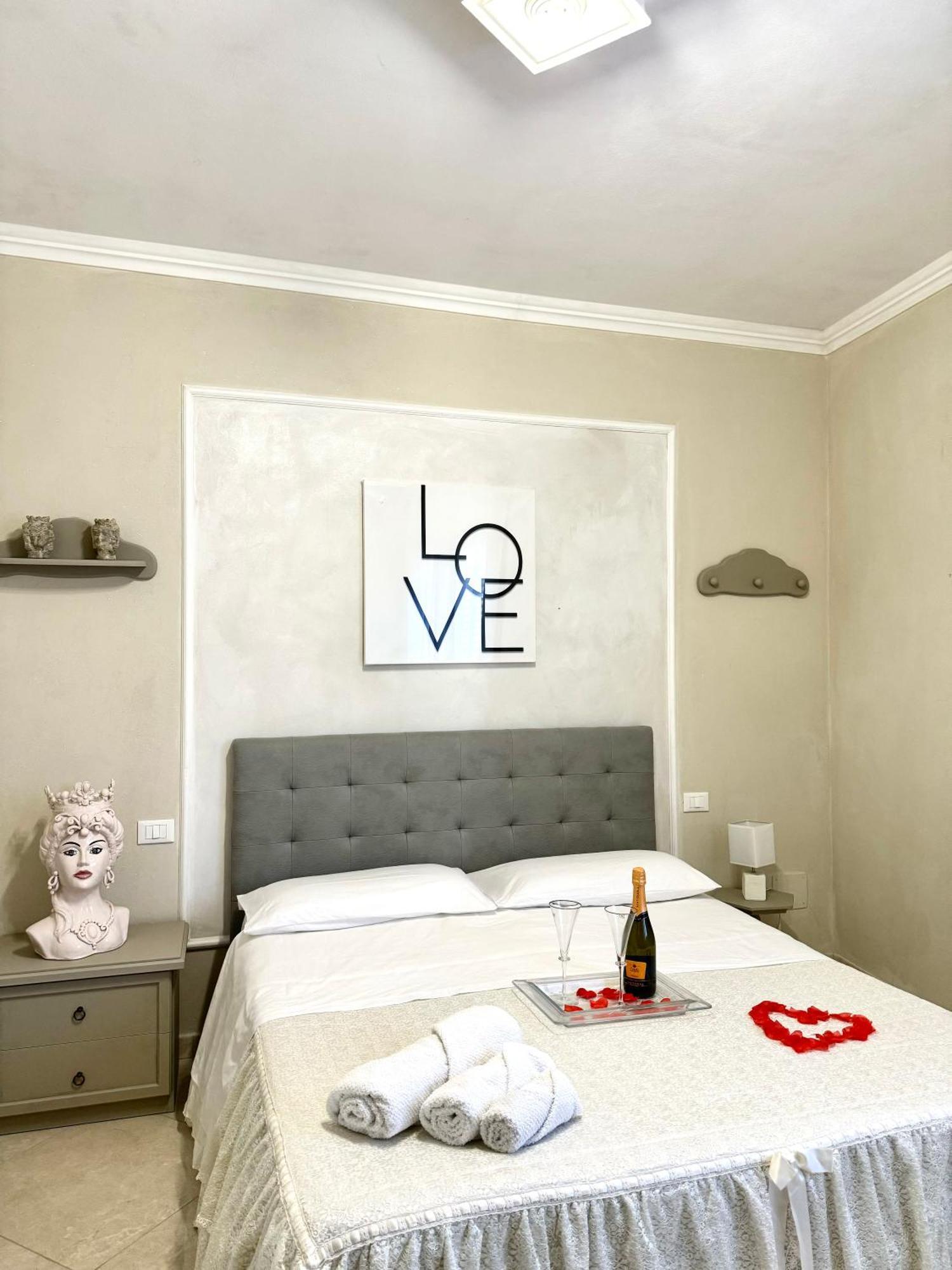 Love Noto